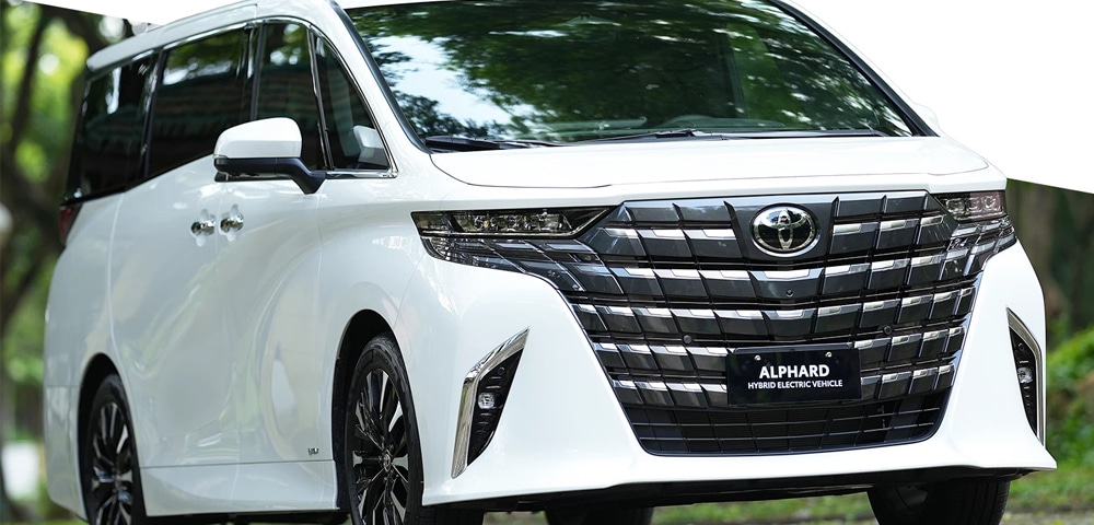 alphard features one